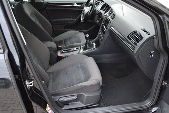 VW GOLF VII 2.0 TDI HIGHLINE, NAVI, R18, BIXENÓNY, TEMPOMAT - 17