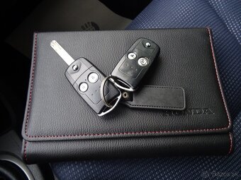 Honda Jazz, 1.2 i-VTEC 66kW 1x majitel servis jen Honda - 17
