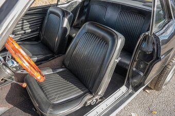 Ford Mustang Coupé z roku 1968 - 17