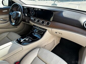 Mercedes-Benz E 220 d 4MATIC AllTerrain - 17