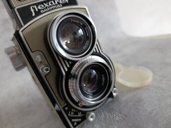 Starý českosl.fotoaparát Flexaret VII + KRABICE, POUZDRO - 17