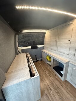 Predám VW T5 Transporter / Camper - 17