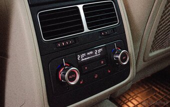 Volkswagen Touareg 3.0 TDI 4motion - 17