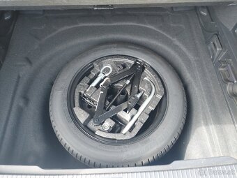 VW PASSAT VARIANT B8 2.0TDI DSG - 17
