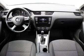 Škoda Octavia Combi 1.6 TDI Elegance DSG - 17