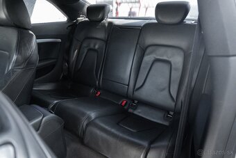 Audi A5 3.0 TDi Quattro DPF S-Line - 17