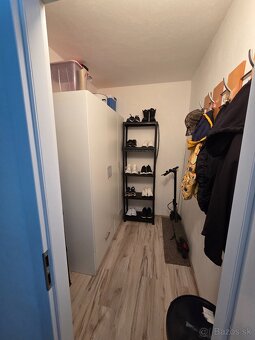 Byt na predaj - 4 izbový - 17