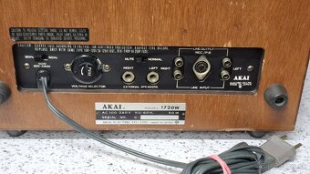 AKAI 1720W / REEL TO REEL / FOUR TRACK STEREOPHONIC - 17