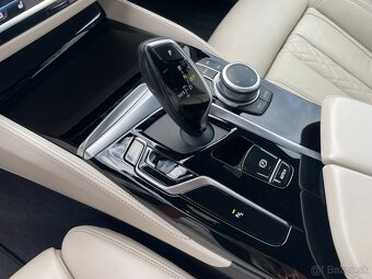 BMW Rad 5 Touring 530d xDrive M-Sportpaket - 98.000km - 2020 - 17