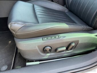 Škoda Superb 2.0 TDI SCR L&K 4x4 DSG - 17