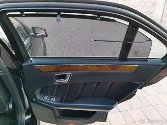 Mercedes E500 - 17