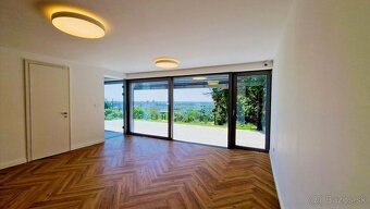 Rent a new luxury villa, 4 floors, Palisády near Bratislava  - 17