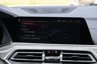 BMW X5 xDrive40d mHEV - 17