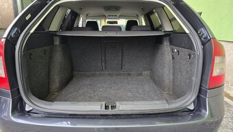 VOLKSWAGEN GOLF VI 1.6TDI 77KW SPORTLINE - 17