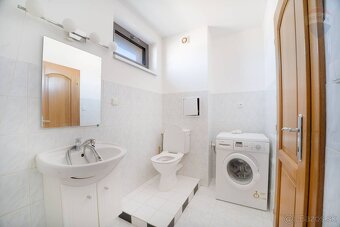 Prenájom veľkometrážneho 4 izb. bytu (145 m2) s terasou 92 m - 17