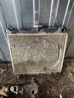 Rozpredám suzuki jimny 1.3 - 17