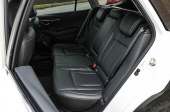 Subaru Outback 2.5i ES Premium AWD Lineartronic - 17