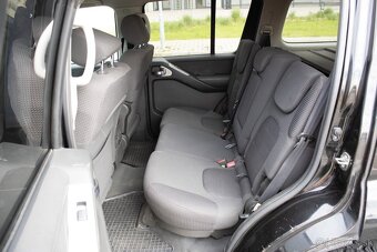 Nissan Pathfinder 2.5 dCi XE - 17