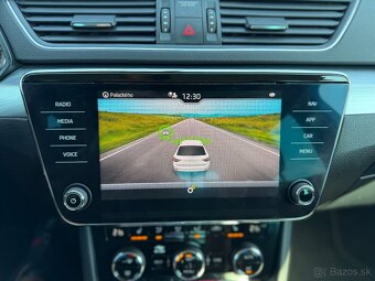 Škoda Superb Combi 2.0 TDI SCR Ambition DSG - 17