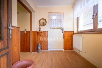Rezervované Na predaj 4 izbový rodinný dom Malé... - 17