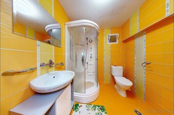 Rodinný dom s 2 bytovými jednotkami - 17