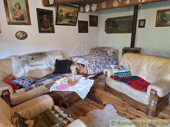 Tradičná drevenica pripravená pre chalupárov, na pozemku s - 17