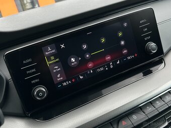 Škoda Octavia Combi 2.0 TDi M6, r.v.: 2021 - 17