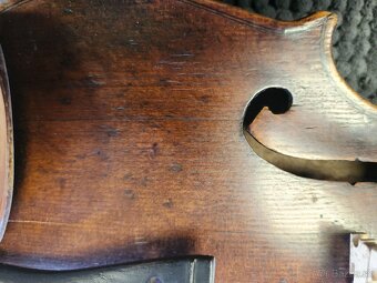 Husle 4/4, - 17