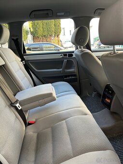 Volkswagen Touareg 3.0 TDI V6 - 17