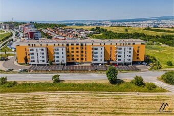 2 IZBOVÝ BYT KOŠICE, ULICA BORIEVKOVÁ - 17