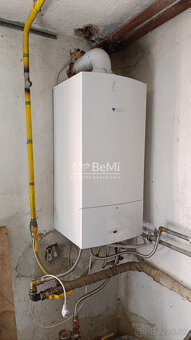 Dom v obci Henckovce, podpivničený,plynové kúrenie,2 studne - 17