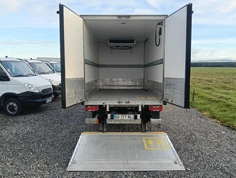 IVECO DAILY 35C15, 2.3 Chladiarenske auto, rv2016 - 17