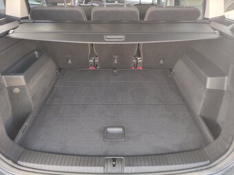 VW Touran TDi DSG FullLED VIRTUAL VYHŘ.SEDAČKY MY21 - 17