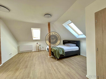 PREDAJ rodinný dom Bezenye - 17