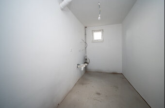 PREDAJ RD v Jelke s možnosťou dvojgeneračného bývania - 17