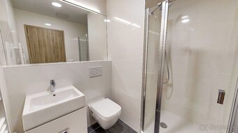 Luxusný 4-izbový novozariadený apartmán - 17