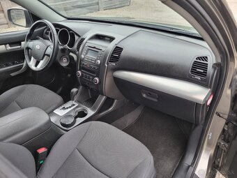 KIA SORENTO 2,2CRDi 4x4 - 17