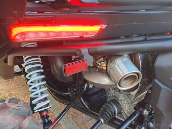 CF Moto Z Force 1000 Sport R  len 1000km - 17