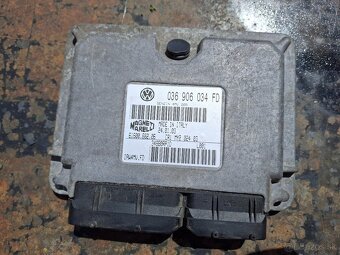 Riadiaca jednotka - 17