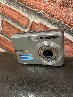 Predám starožitné fotoaparáty - 17