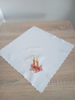 Ručne vyšívané obrusy - 17