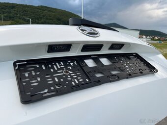 Škoda octavia combi 2.0tdi STYLE - 17