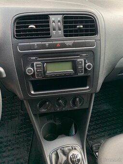 Volkswagen Polo 6R 1.2 - 17