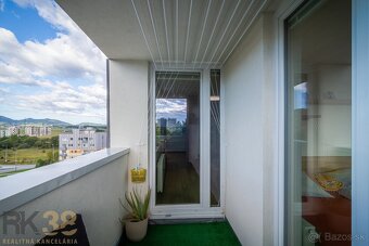 Priestranný 4-izbový byt v obľúbenej lokalite - 17