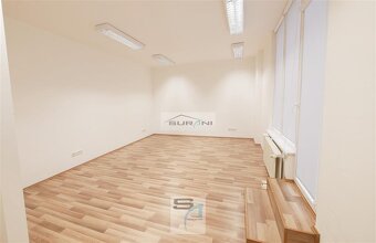 Kancelária na prenájom – 100 m2 s výhľadom na... - 17