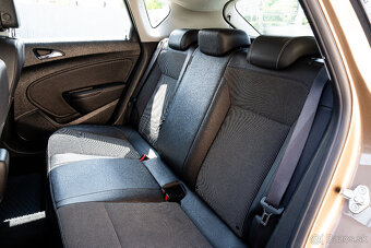 Opel Astra Sport Tourer ST 1.4 Turbo 120k Enjoy - 17