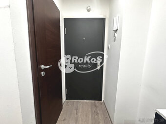 PREDAJ - 2 izbový byt s balkónom, Mierová ulica - 17