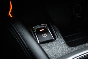 Nissan Qashqai 1.5 dCi / AJ NA SPLÁTKY / - 17