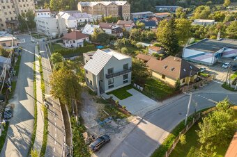 3-IZBOVÝ BYT (+veľká pracovňa V CENE), VEĽKÝ ŠARIŠ, OKRES PR - 17