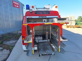 FORD TRANSIT POZIARNICKE AUTO 40000 KM ORIGINÁL - 17